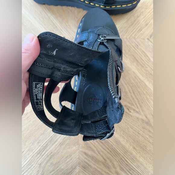 Dr Martens OLSON ZIPPED LEATHER STRAP SANDALS - Picture 6 of 12